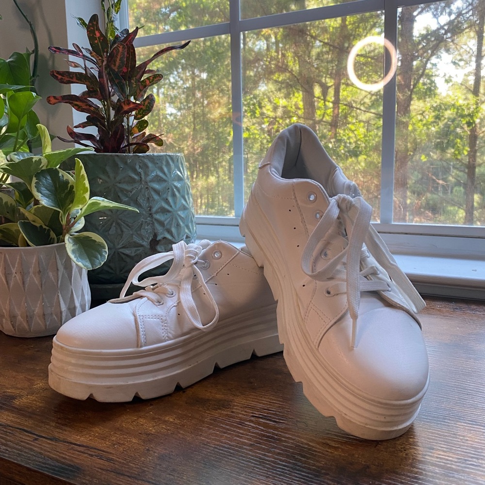 Size 9 but fit size 8 nasty gal white platform sneakers